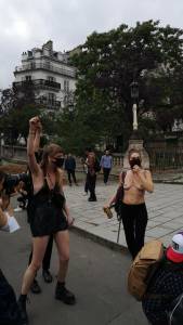 2020.08.28-Naked-Protest-Demonstration-Public-Nudes-Worldwide-67mvwi1kml.jpg