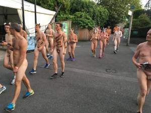 Naked-Zoo-Run-For-Tiger-Project-Public-Nudity-In-The-City-17mw0fshku.jpg