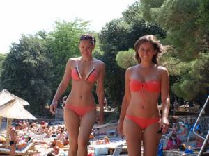 2020.12.16 Czech Bikini Girls Croatian Beach Summer Vacation Topless [190Pics]-l7mxfcquyk.jpg