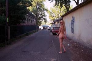 Nude in Public - Ericah-e7mxgthwxv.jpg
