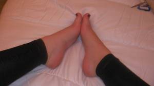 My girlfriends feet and soles-p7ndv3rcaq.jpg