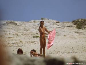 Naked Beach Girls 10-37nedxm1ph.jpg