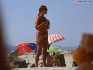 Naked Beach Girls 10-m7neec85u5.jpg