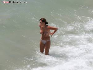 Naked Beach Girls 1-m7neb43s03.jpg