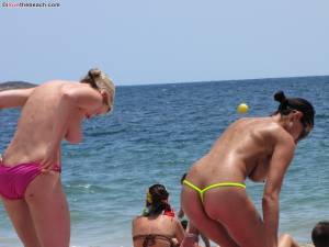 Naked Beach Girls 8-w7nedeefzh.jpg