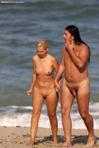 Naked Beach Girls 6-u7nec4lypz.jpg