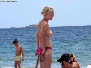 Naked Beach Girls 8-i7nedef1ju.jpg