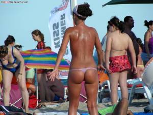 Naked Beach Girls 7-07nec8d7wa.jpg