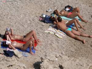Naked Beach Girls 16-e7neh4ibig.jpg