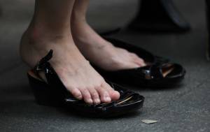 Feet-on-the-street-x31-w7ne3sca1i.jpg