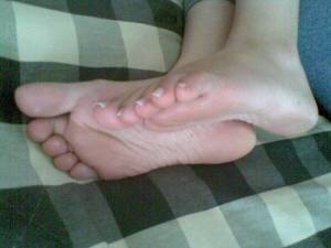 Feets from Brazil-i7nfv80lju.jpg