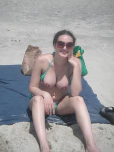 Beach Tease with Green Bikini 0342-j7ngoepqo5.jpg