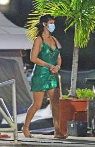 Rihanna 2021 Singer Celebrity Collection-57nhd7voa1.jpg
