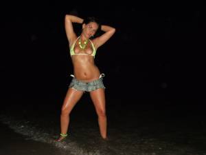 Wife Horny On Vacation Fully Exposed x114-w7nh3i0kq3.jpg