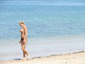 Dangerous Spying Topless Teens On The Beach47nhqhtr00.jpg