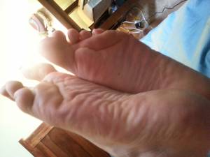 Footjob - Amateur Feet-q7nif1v2sj.jpg