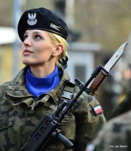 Polish women soldiers - 35 Pics-u7nik17x13.jpg