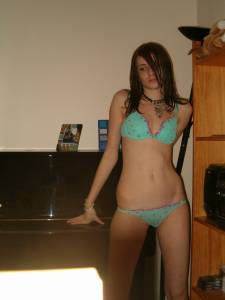 Young Daughter Private Pics (50 Pics)-l7n09uvic3.jpg