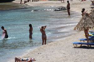 Babe I caught topless in Kalafatis beach, Mykonos-17n0mhf0hj.jpg