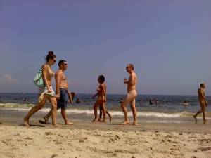 Nude-Beach-Voyeur-Spy-x84-m7n0poas67.jpg