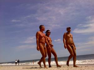 Nude-Beach-Voyeur-Spy-x84-a7n0pn5wzh.jpg