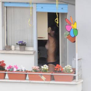 Italian girl next door - spying27n0pk07rq.jpg