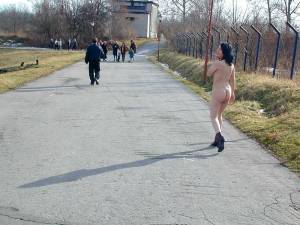 Nude in Public - Juliana-17n15oegfv.jpg