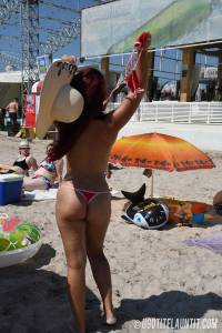 Madalina-Bikini-Beach-%5Bx111%5D-j7n2ke5zy5.jpg