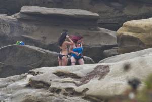 Spying 2 girls beach photo shoot x10e7n2vu3sec.jpg