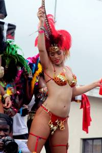 Rihanna-%C3%A2%E2%82%AC%E2%80%9C-Kadooment-Day-Parade-in-Barbados-c7n48v4pr5.jpg