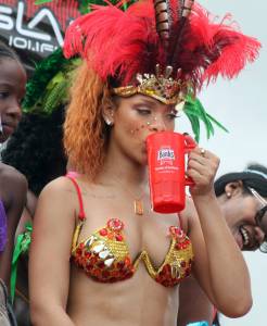 Rihanna â€“ Kadooment Day Parade in Barbados37n48vo61a.jpg