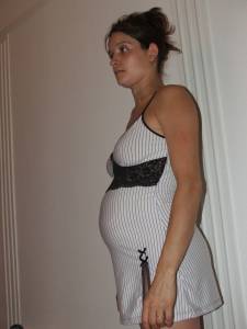 Pregnant Amateur Girlfriend (38pics)-r7n48qtqff.jpg