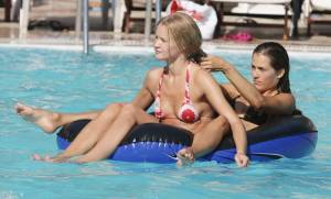 Victoria Karyda + Gianna Paliakou @ Swimming Pool Candids - Greek celebs-m7n49jefzb.jpg