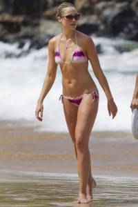 Katrina Bowden â€“ Bikini Candids in Hawaiib7n6u9tmfv.jpg