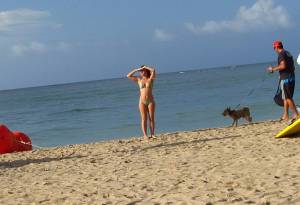 Candid-Bikini-Beach-%5Bx162%5D-c7n7ux7u1a.jpg