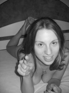 Polish Amateur Girlfriend (31 Pics)07n98xtga2.jpg