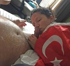 Turkish wife Nazli Amcik [x39]-i7nj8ig3ou.jpg
