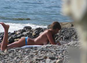 Ukrainian-Topless-Girls-%2882-Pics%29-w7njlj2mpp.jpg
