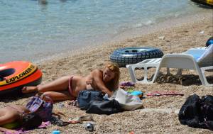 Topless-Girls-at-the-Beaches-of-Croatia-%2887-Pics%29-67njnrs6lo.jpg
