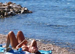 Topless Girls at the Beaches of Croatia (87 Pics)-u7njnpuo7c.jpg