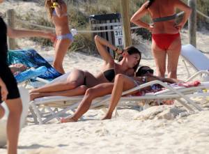Melissa Satta in Bikini at the Beach in Formentera-07np575642.jpg