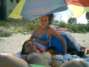 Romanian Beach Friends-d7np6tw4d2.jpg