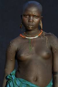 Real African Tribal babesa7nslkkq3m.jpg