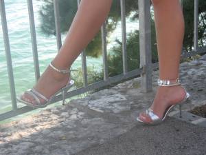 Marias-Sexy-Feet-77nsjd0ku7.jpg