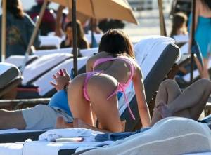 Chantel Jeffries – Stunning Ass in a Pink Thong bikini at the Beach in Miami Bea-e7nsrcg3vp.jpg
