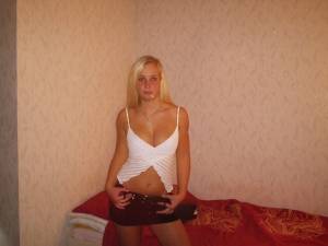 Amateur Blonde Nude (55 pics)-07ntiboe45.jpg