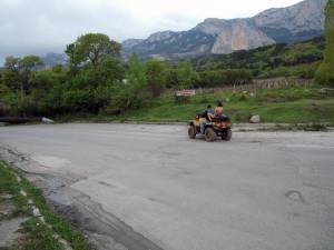 NiR 2012-05-22 Vika A. - Crimean Quads67nt3xjucr.jpg