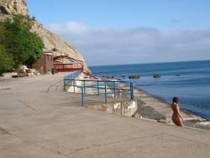 NiR 2012-08-17 Vika A. - Karasan Beach-c7nt3jpi6n.jpg