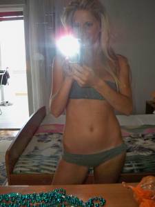 Found a blonde on vacation with her bf and sister (271 Pics)-47nuh8ljh1.jpg