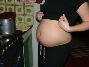 Found Pregnant Girl (299 Pics)-g7nvbkvig6.jpg
